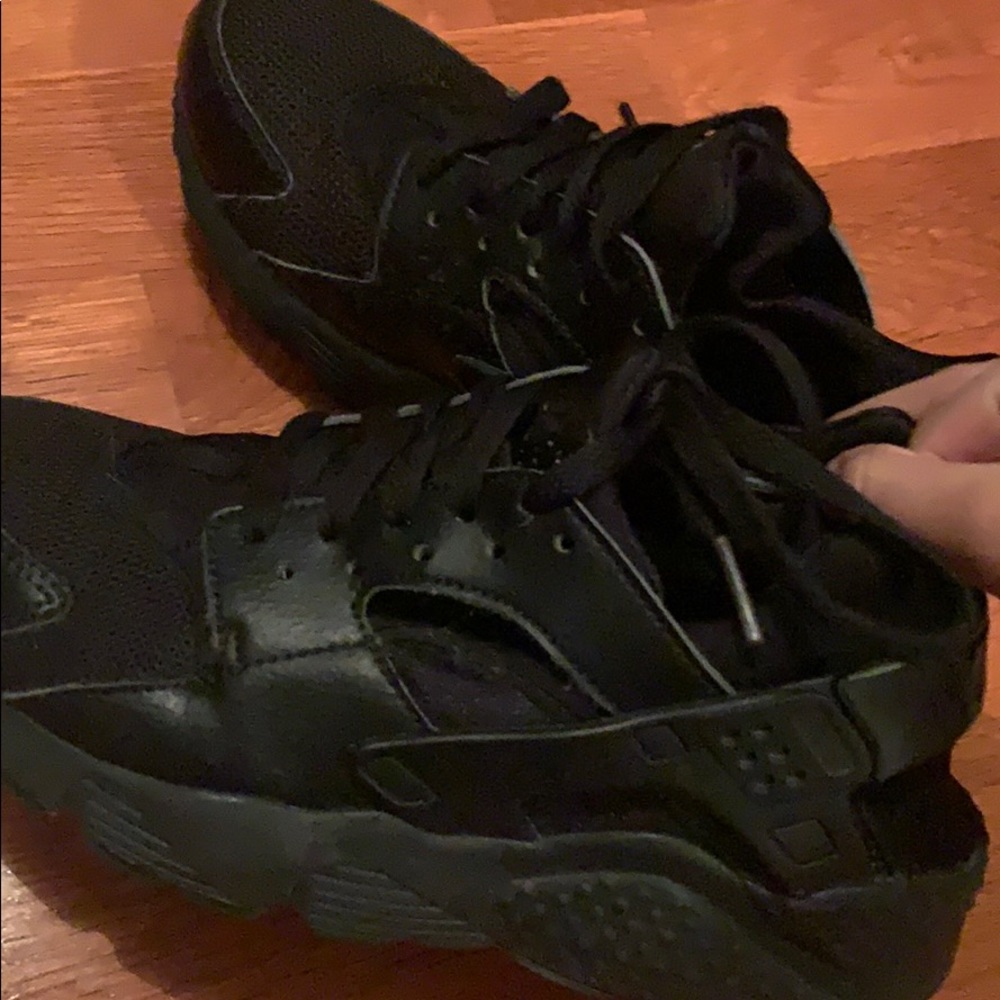 Nike hurraches Black
